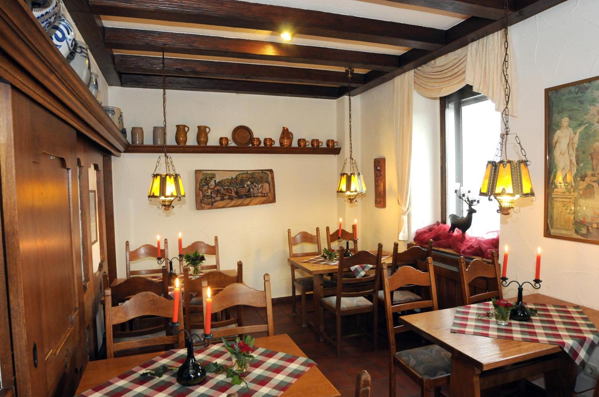 Weinhaus Selmigkeit 호텔 빈겐암라인 외부 사진